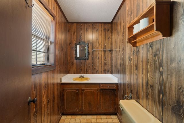 606 Jackson Rd., Hattiesburg, MS 39402