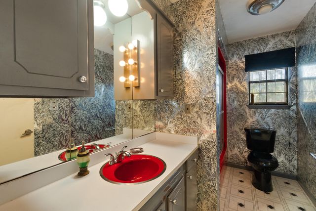 606 Jackson Rd., Hattiesburg, MS 39402