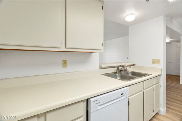 3550 Bay Sands Drive 2015, Laughlin, NV 89029