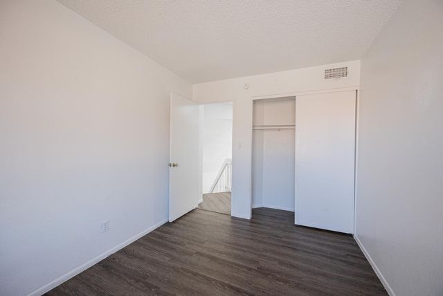 7314 N 43rd Avenue, Glendale, AZ 85301