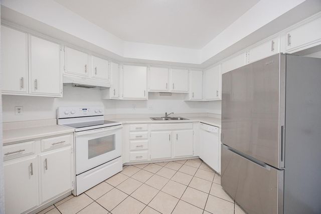 7314 N 43rd Avenue, Glendale, AZ 85301