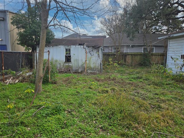 2014 Sheldon Street, Houston, TX 77008
