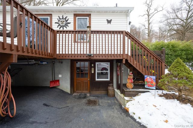 28 Red Oaks Mill Road, Lagrangeville, NY 12603