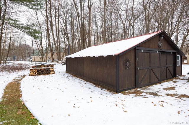 28 Red Oaks Mill Road, Lagrangeville, NY 12603