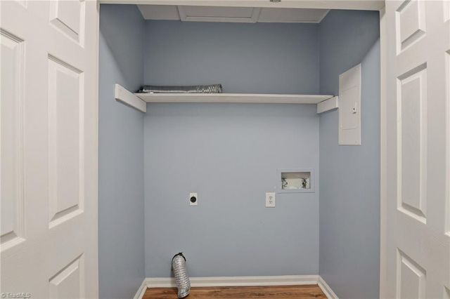 118 Cloister Oaks Circle, Winston-salem, NC 27127