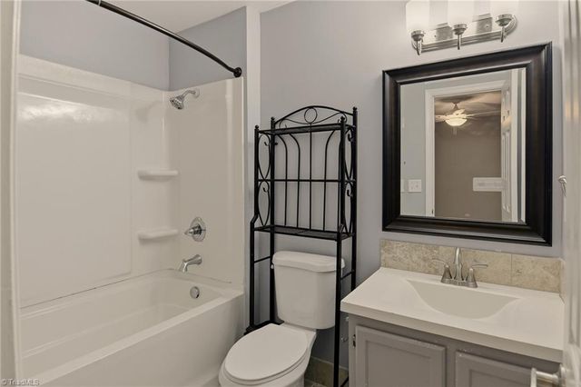 118 Cloister Oaks Circle, Winston-salem, NC 27127