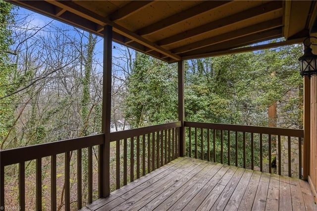 118 Cloister Oaks Circle, Winston-salem, NC 27127