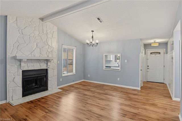 118 Cloister Oaks Circle, Winston-salem, NC 27127