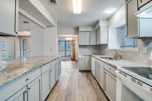 1014 Courtney Drive, Mesquite, TX 75150