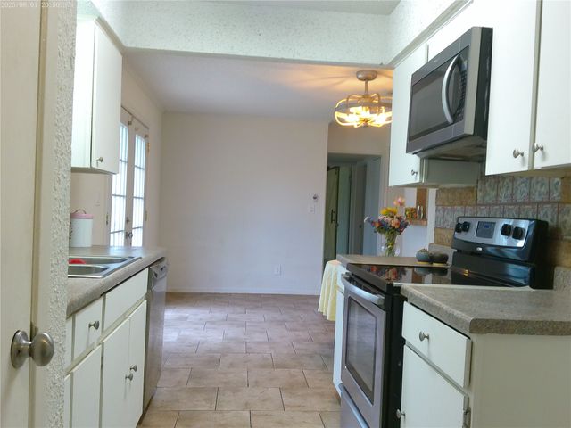 14843 Green Valley Drive, Balch Springs, TX 75180