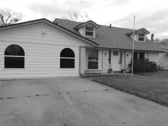 14843 Green Valley Drive, Balch Springs, TX 75180