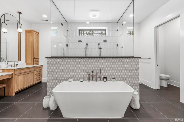 50678 Dolph Road, Elkhart, IN 46514