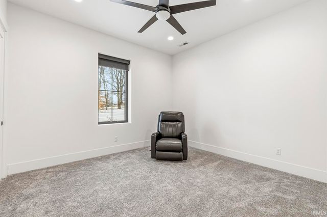 50678 Dolph Road, Elkhart, IN 46514