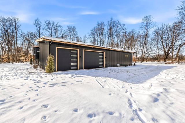 50678 Dolph Road, Elkhart, IN 46514