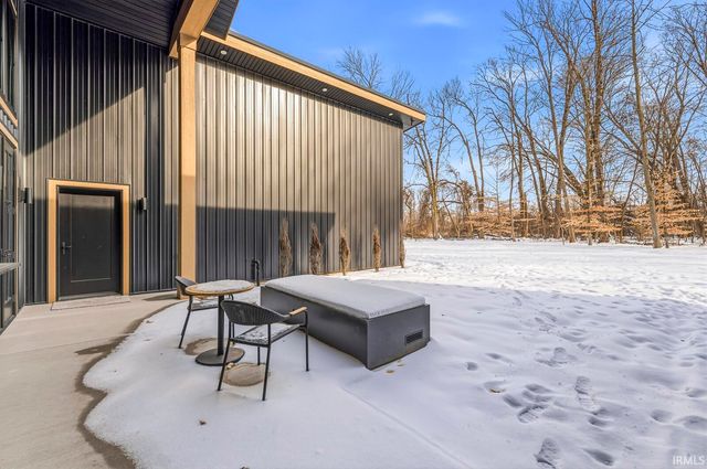 50678 Dolph Road, Elkhart, IN 46514