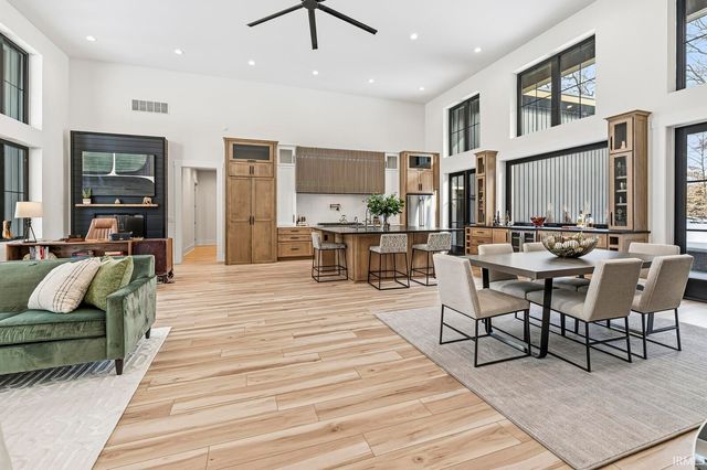 50678 Dolph Road, Elkhart, IN 46514