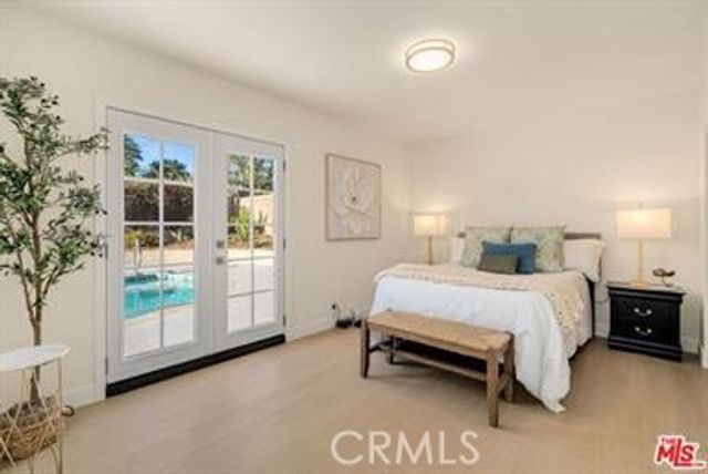 91 W Gainsborough, Thousand Oaks, CA 91360