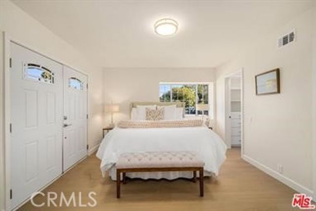 91 W Gainsborough, Thousand Oaks, CA 91360