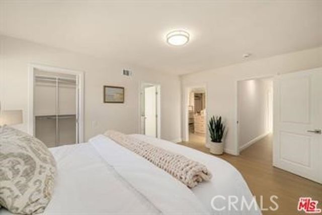 91 W Gainsborough, Thousand Oaks, CA 91360
