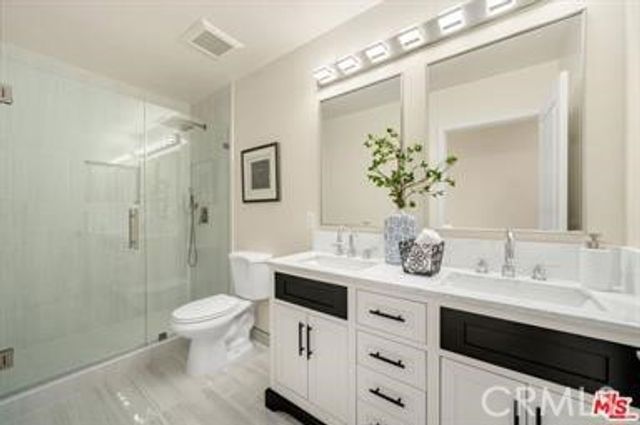 91 W Gainsborough, Thousand Oaks, CA 91360