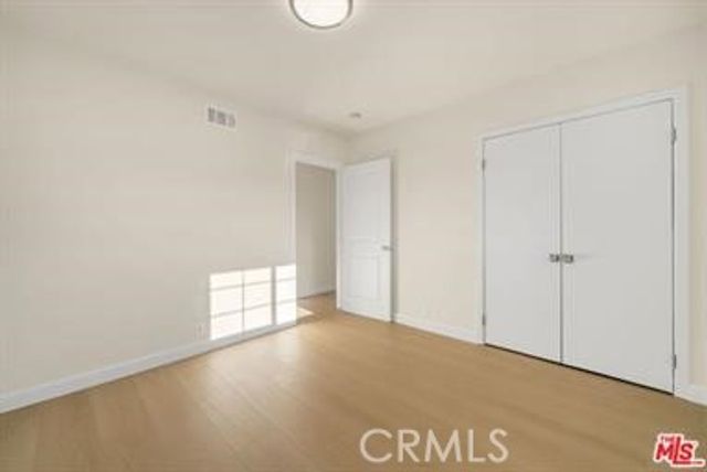 91 W Gainsborough, Thousand Oaks, CA 91360
