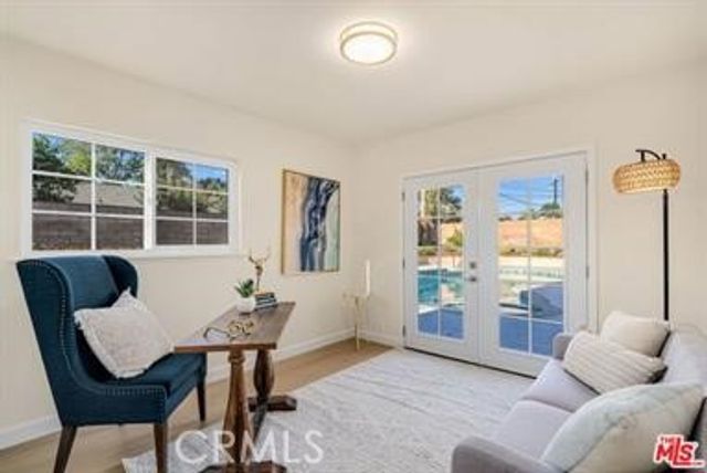 91 W Gainsborough, Thousand Oaks, CA 91360