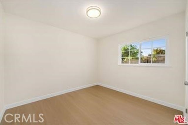 91 W Gainsborough, Thousand Oaks, CA 91360