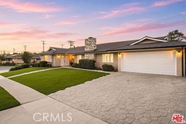 91 W Gainsborough, Thousand Oaks, CA 91360