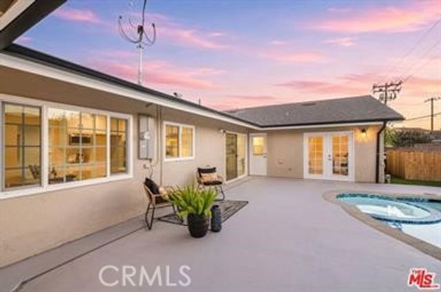 91 W Gainsborough, Thousand Oaks, CA 91360