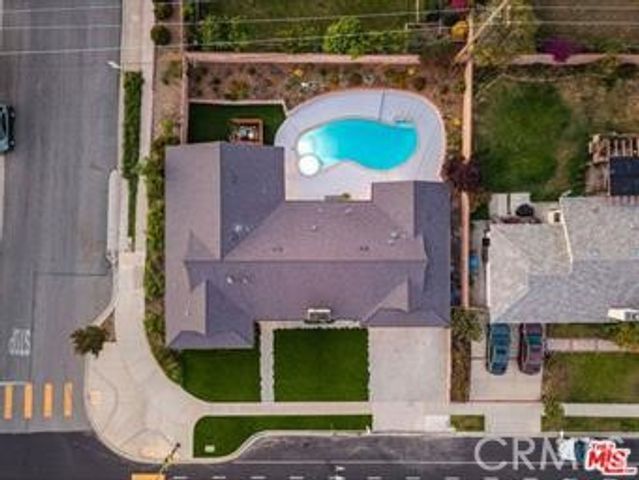 91 W Gainsborough, Thousand Oaks, CA 91360