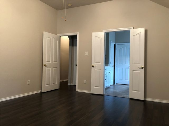 1216 Badbury Lane, Grand Prairie, TX 75052