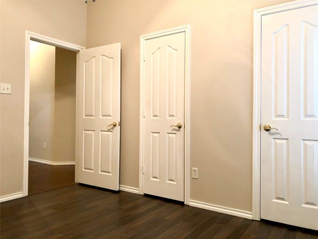 1216 Badbury Lane, Grand Prairie, TX 75052