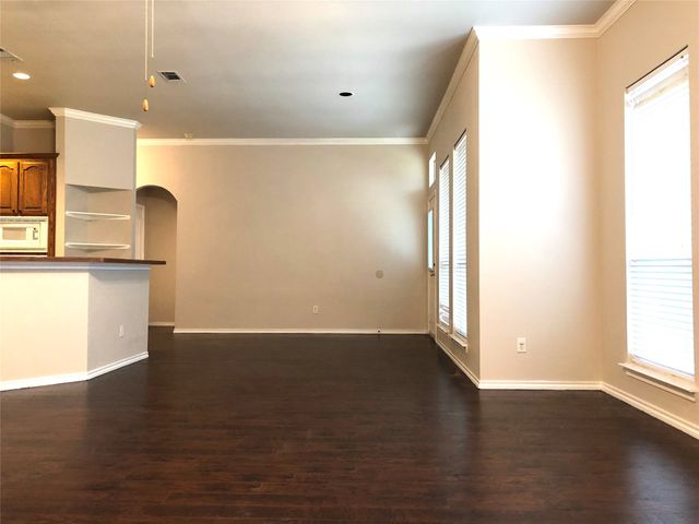 1216 Badbury Lane, Grand Prairie, TX 75052