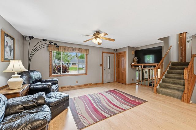 2718 Bristol COURT, Waukesha, WI 53188