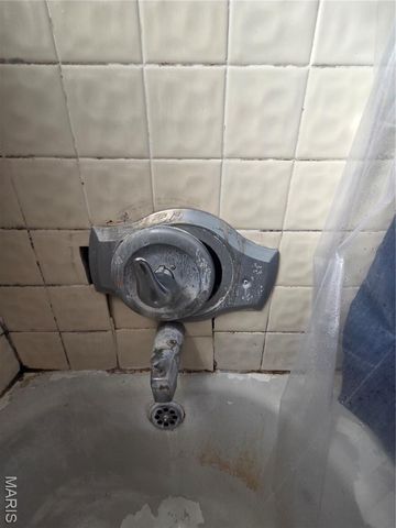 7148 Lillian Avenue, St Louis, MO 63121