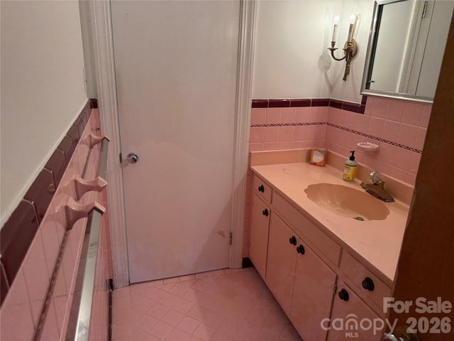 1320 Earlwood Road, Statesville, NC 28677