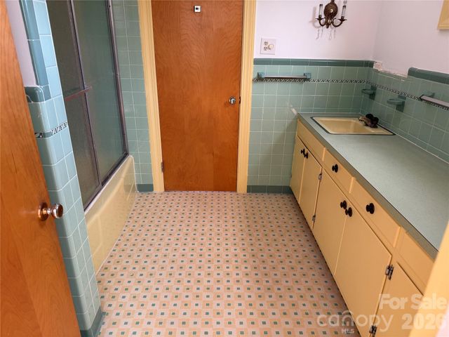 1320 Earlwood Road, Statesville, NC 28677