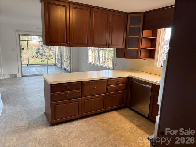 1320 Earlwood Road, Statesville, NC 28677