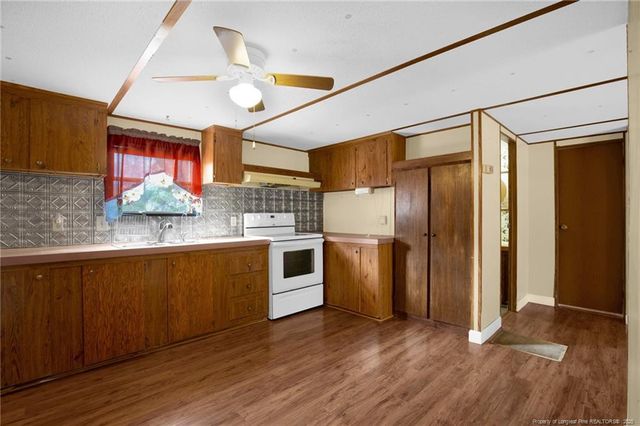 5978 Kellys Landing Road, Fayetteville, NC 28306