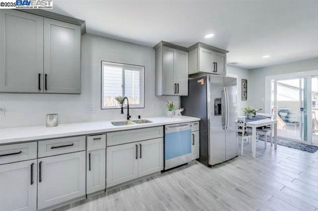 2131 Pomona Ave, Martinez, CA 94553