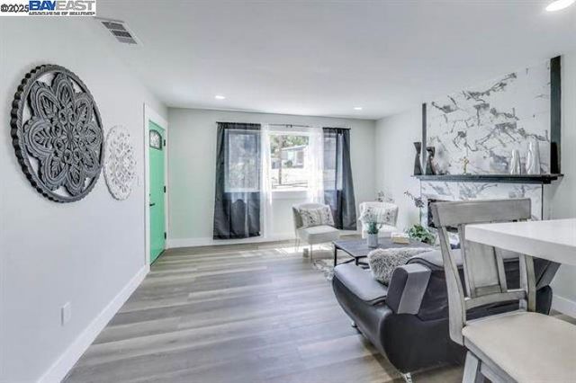 2131 Pomona Ave, Martinez, CA 94553