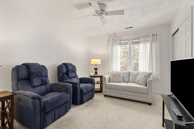 5 Northridge Dr 5, North Reading, MA 01864