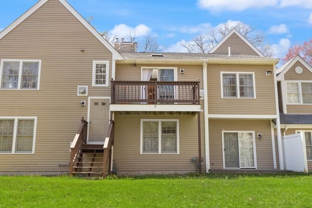 5 Northridge Dr 5, North Reading, MA 01864