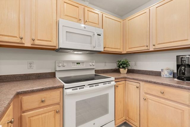 5 Northridge Dr 5, North Reading, MA 01864