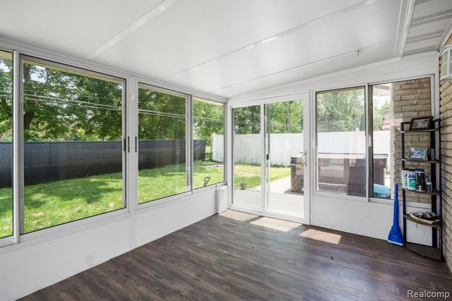 34126 Dryden Drive, Sterling Heights, MI 48312