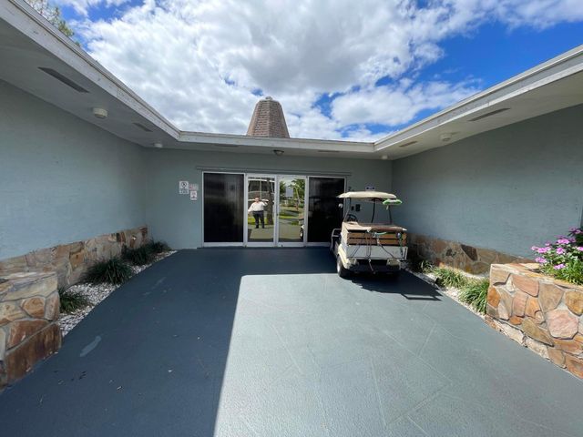 2100 Springdale Boulevard 209, Palm Springs, FL 33461