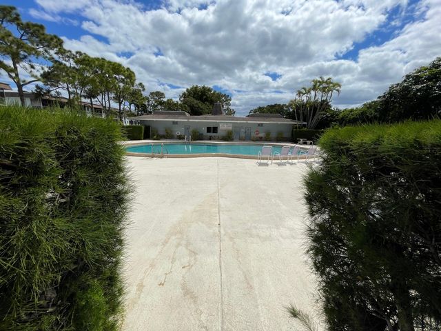 2100 Springdale Boulevard 209, Palm Springs, FL 33461