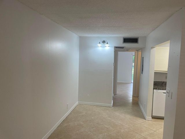 2100 Springdale Boulevard 209, Palm Springs, FL 33461