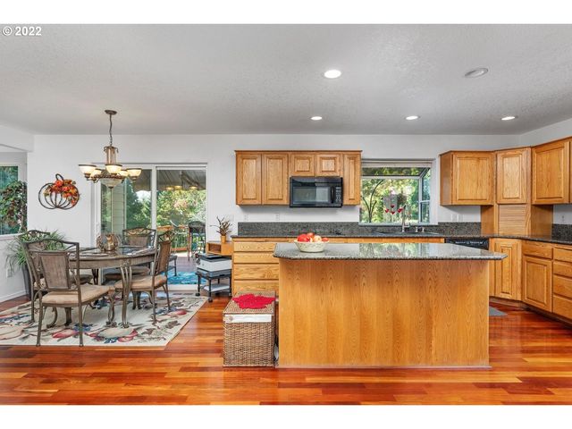 13610 Ne 223RD Ct, Brush Prairie, WA 98606