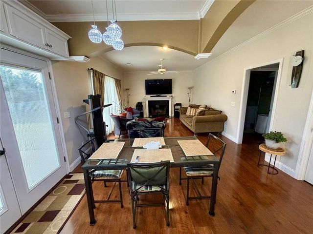 1473 Chamirey Drive SW, Marietta, GA 30008